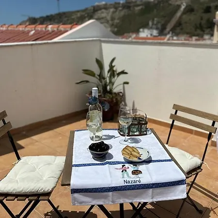 100 Meters From The Beach! Rua Da Paz Feriehus