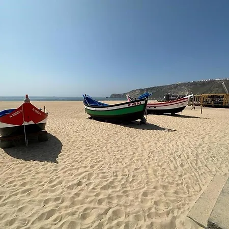 100 Meters From The Beach! Rua Da Paz