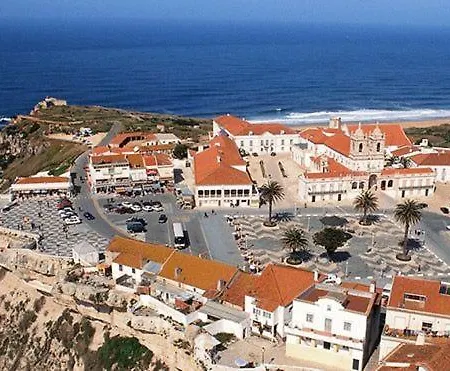 度假居 100 Meters From The Beach! Rua Da Paz 纳扎雷