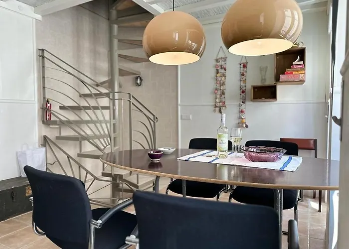 100 Meters From The Beach! Rua Da Paz * Nazaré